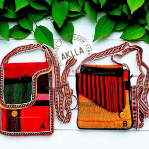 Wool purses handmade in Peru – Two crossbody models with vintage sheep wool